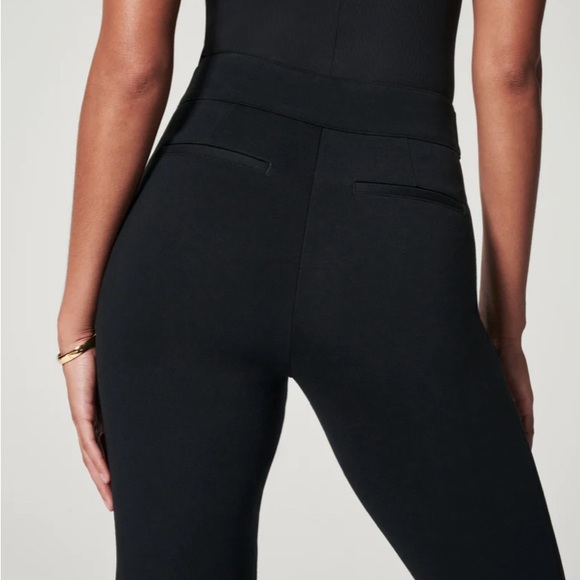 SPANX The Perfect Black NPant, Ankle 4-Pocket - Picture 3 of 4
